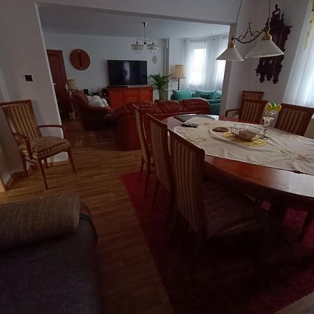 Holiday Home Moldava Esterno foto