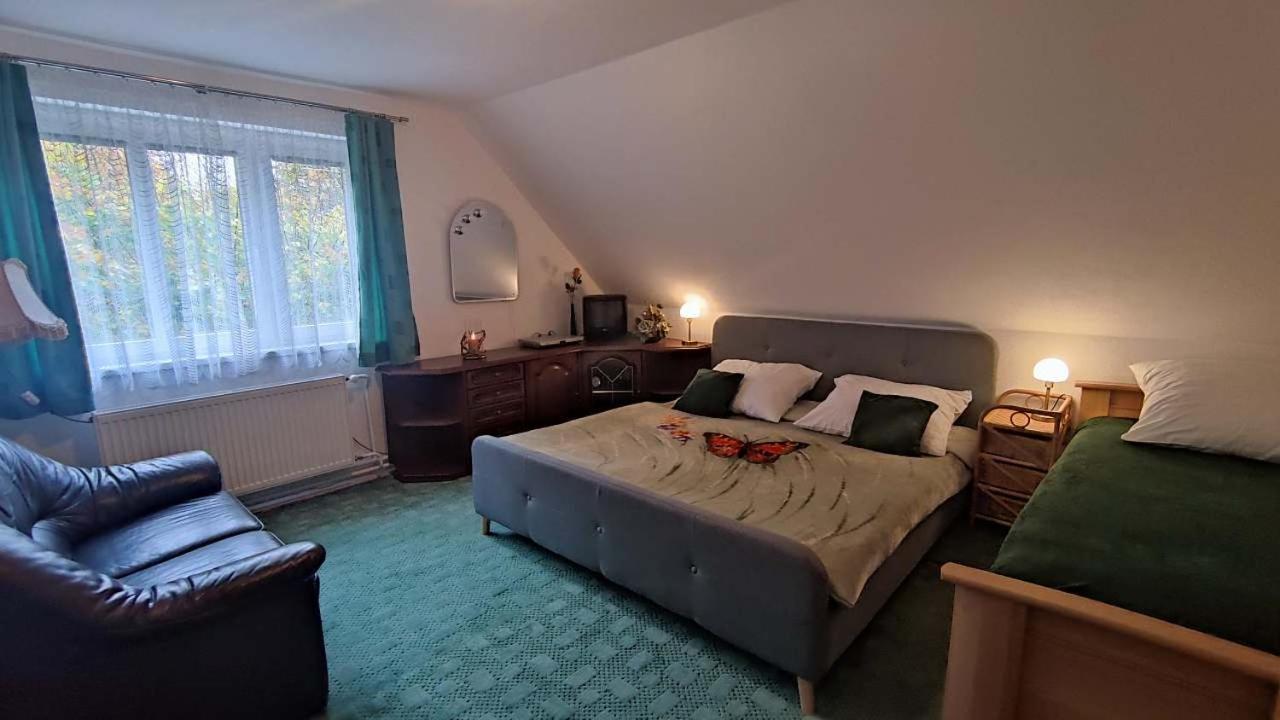 Holiday Home Moldava Esterno foto